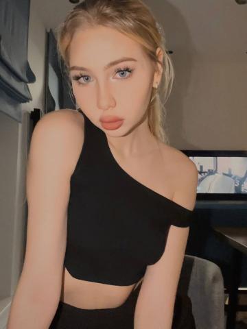 Ева